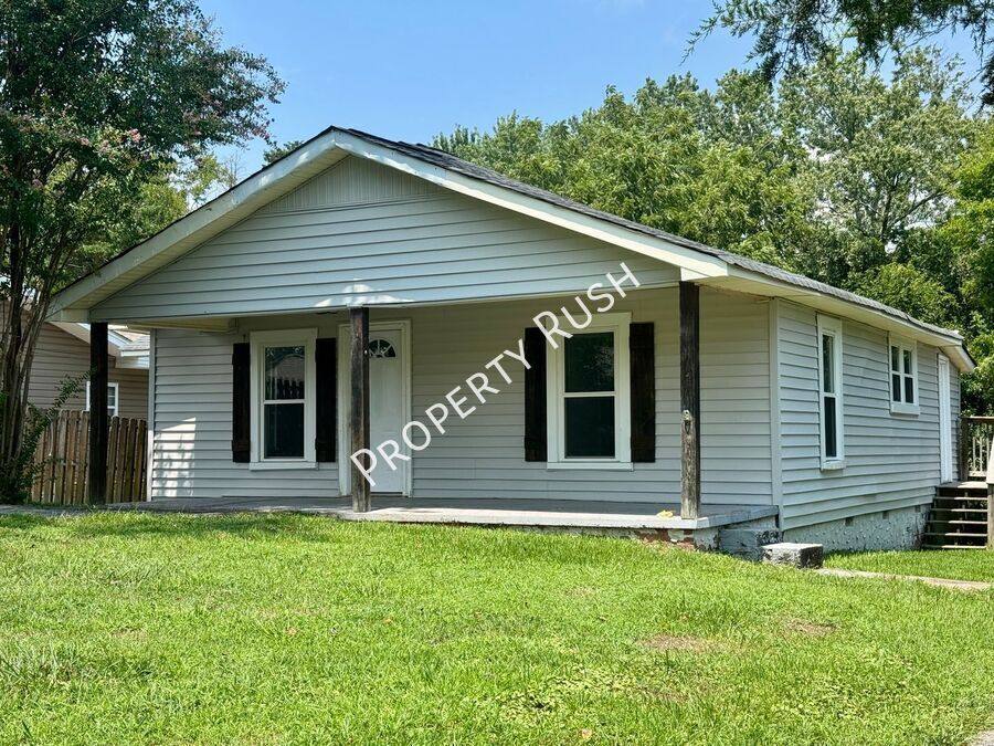 House for rent at 106 Champion Rd, Rossville, GA 30741