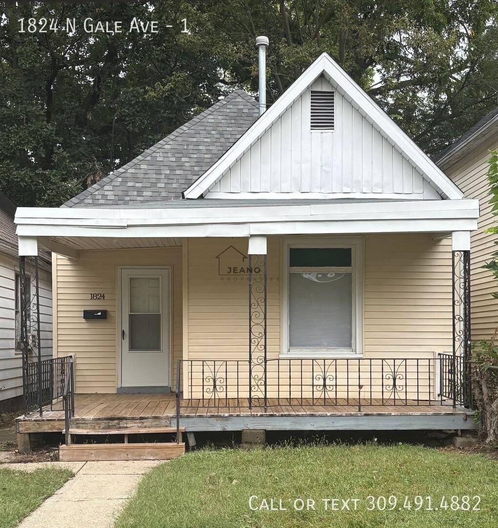 House for rent at 1824 N Gale Ave #1, Peoria, IL 61604