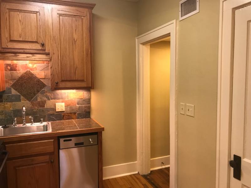 Apartment for rent at 510 W 17th St #1, Little Rock, AR 72206