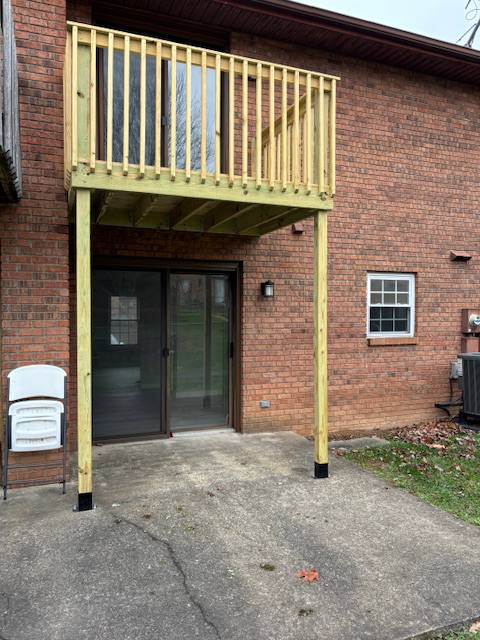 Townhouse for rent at 5305 Big Tyler Rd #14, Charleston, WV 25313