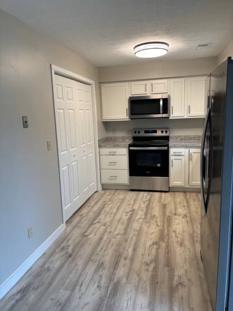 Townhouse for rent at 5305 Big Tyler Rd #14, Charleston, WV 25313