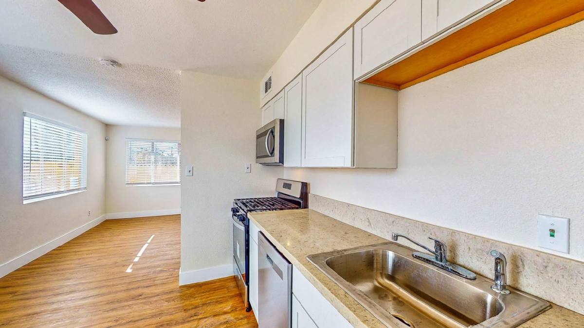 Apartment for rent at 1304 Rexford Place, Las Vegas, NV 89104