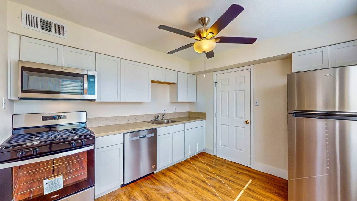 Apartment for rent at 1304 Rexford Place, Las Vegas, NV 89104