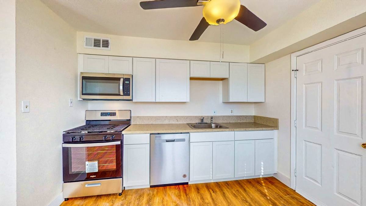 Apartment for rent at 1304 Rexford Place, Las Vegas, NV 89104