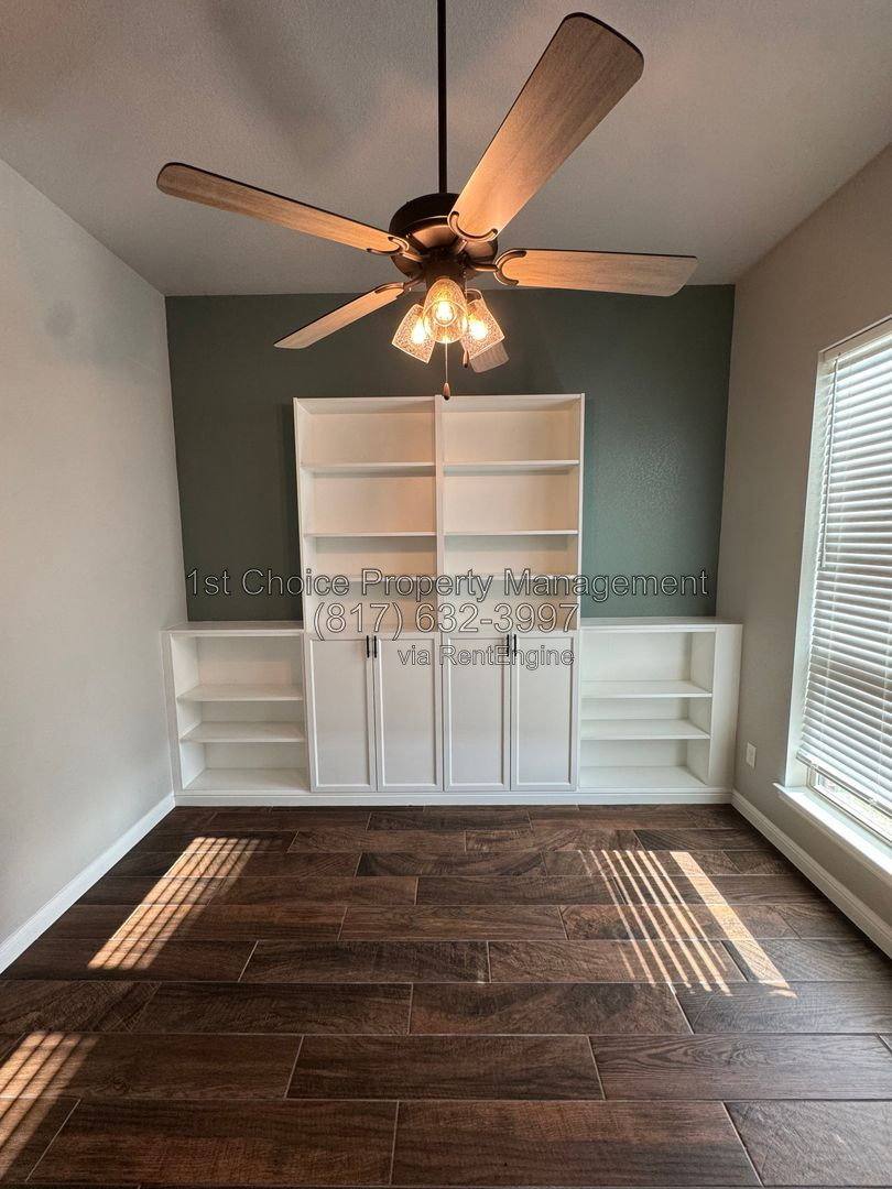 House for rent at 499 Christian Way, Azle, TX 76020
