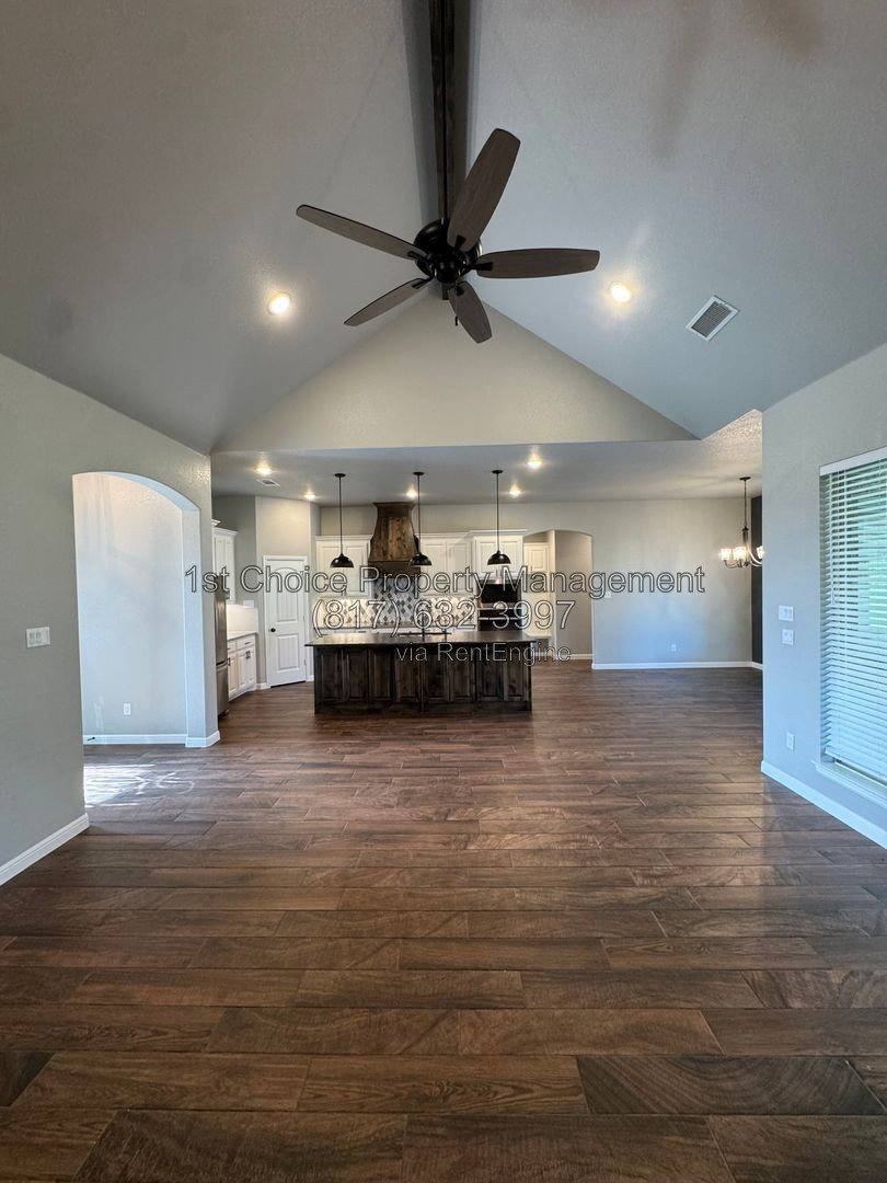 House for rent at 499 Christian Way, Azle, TX 76020