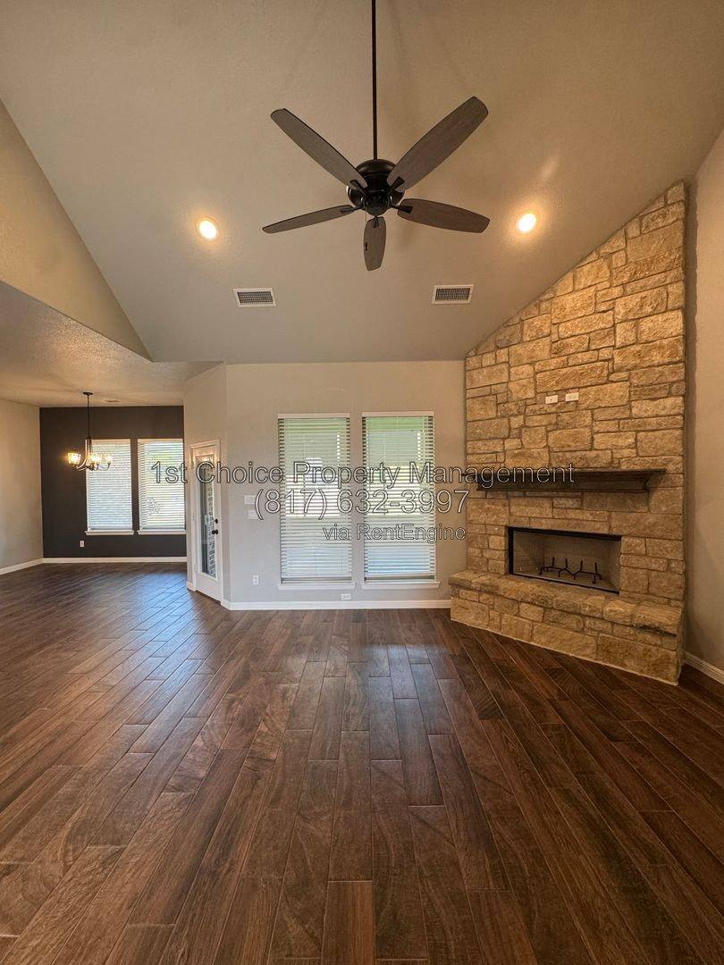 House for rent at 499 Christian Way, Azle, TX 76020