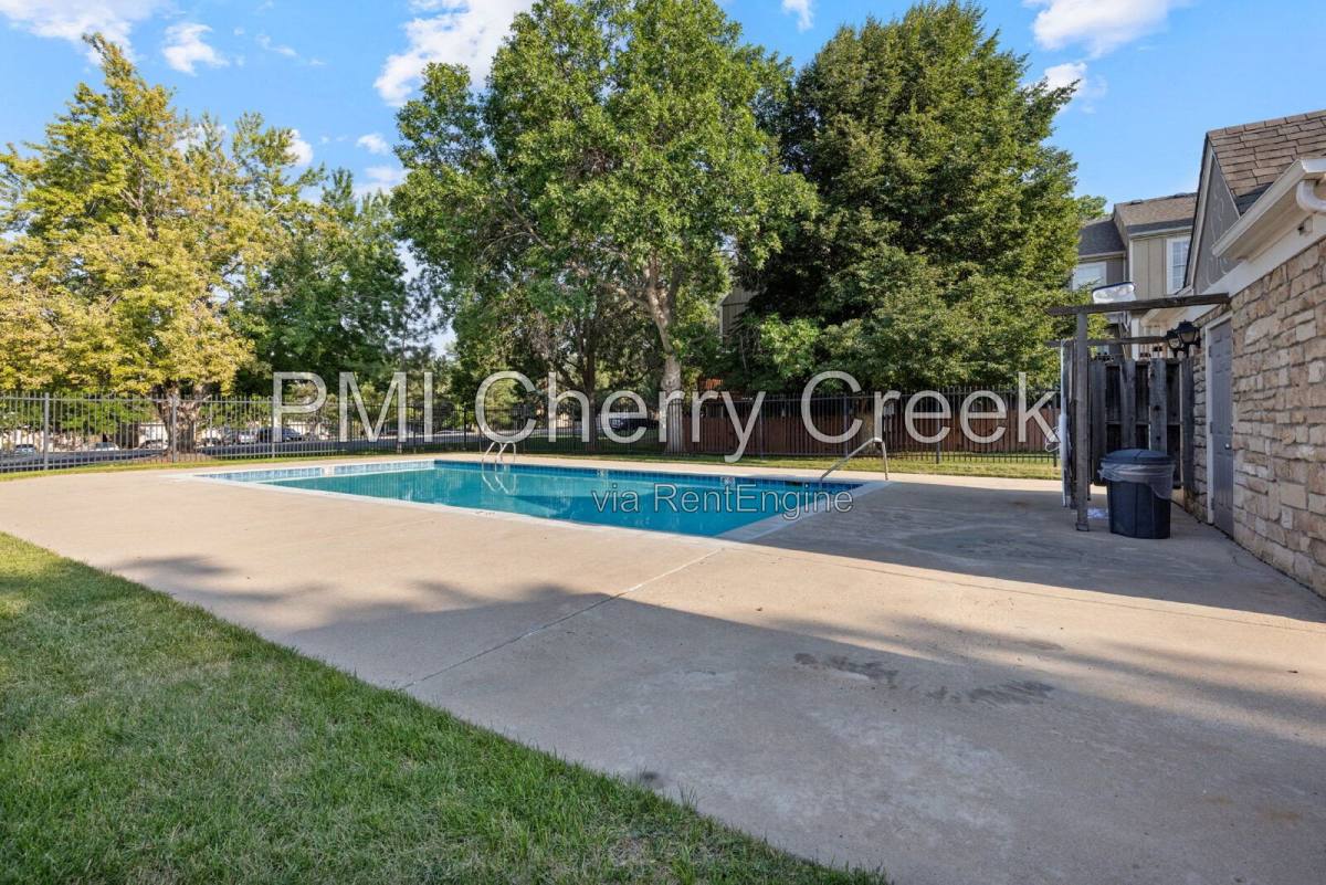 Townhouse for rent at 1223 S Idalia St, Aurora, CO 80017
