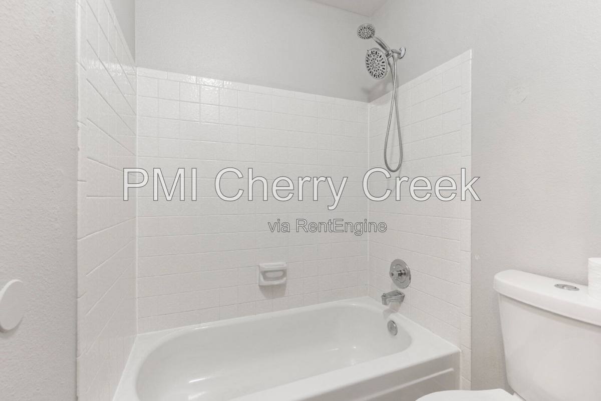Townhouse for rent at 1223 S Idalia St, Aurora, CO 80017