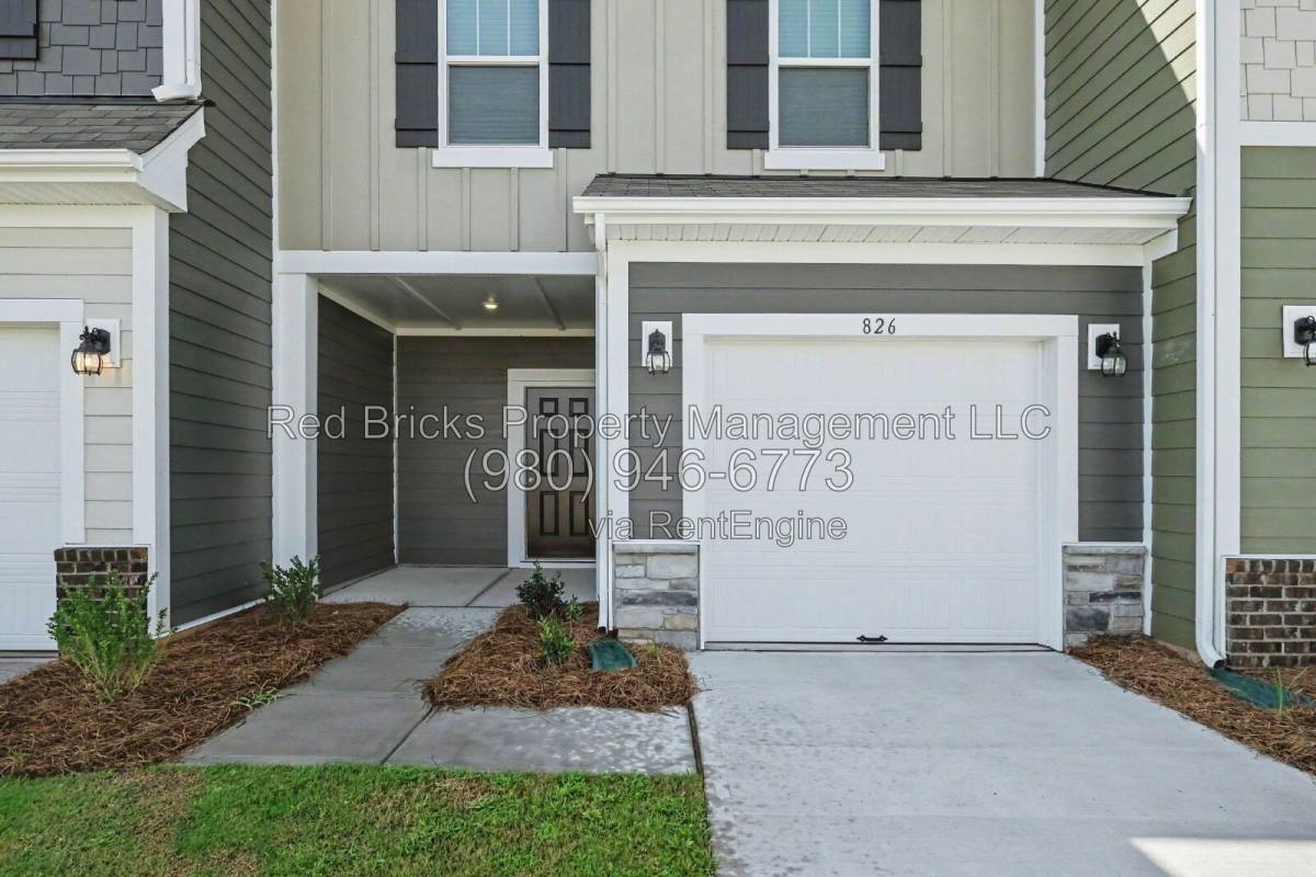 Townhouse for rent at 826 Earhart St NW, Concord, NC 28027