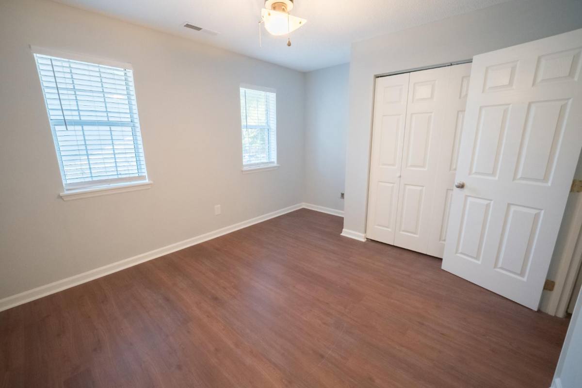Townhouse for rent at 942 Bonham Ave, Wilmington, NC 28403