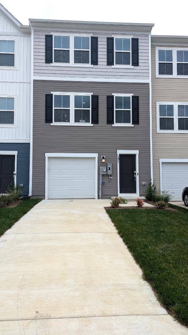 Townhouse for rent at 151 Cooperage Rd, Inwood, WV 25428