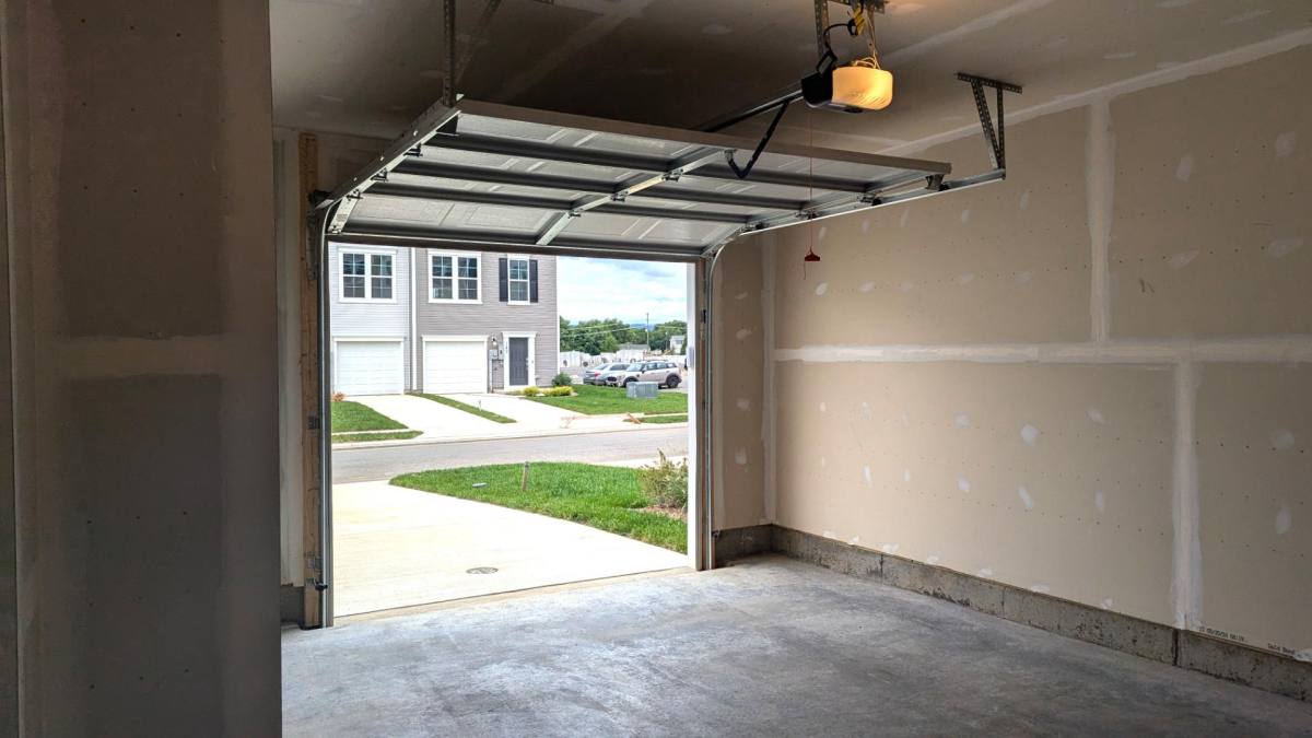 Townhouse for rent at 151 Cooperage Rd, Inwood, WV 25428