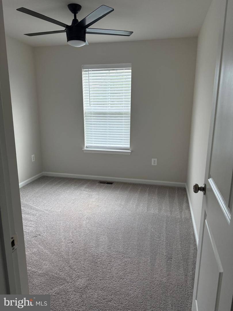 Townhouse for rent at 195 Cooperage Rd, Inwood, WV 25428