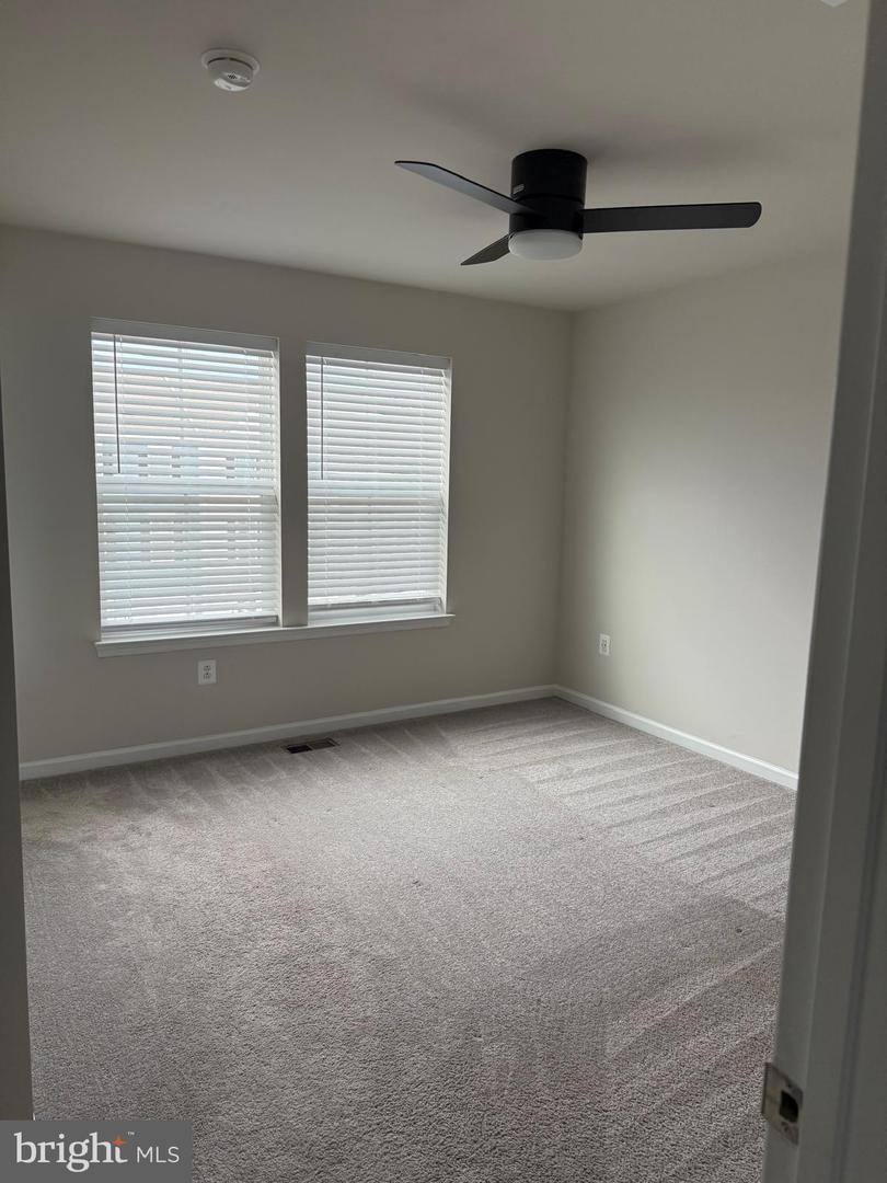 Townhouse for rent at 195 Cooperage Rd, Inwood, WV 25428