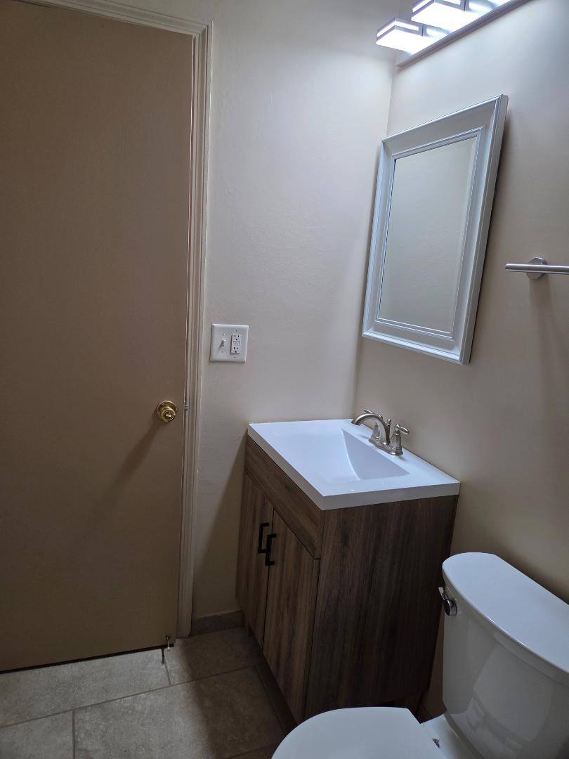 Apartment for rent at 3932-3936 Banks Rd #6, Cincinnati, OH 45245
