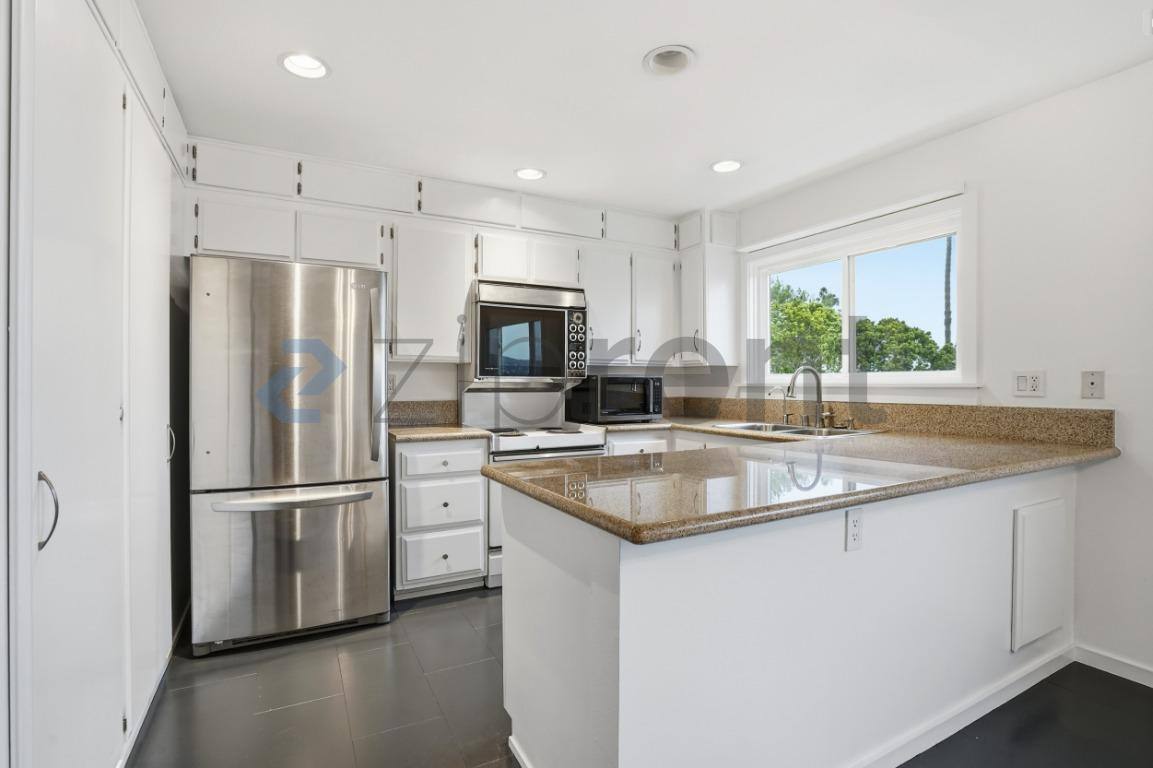 Townhouse for rent at 1200 Opal St #22, Redondo Beach, CA 90277