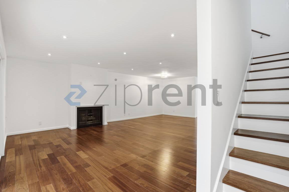 Townhouse for rent at 1200 Opal St #22, Redondo Beach, CA 90277