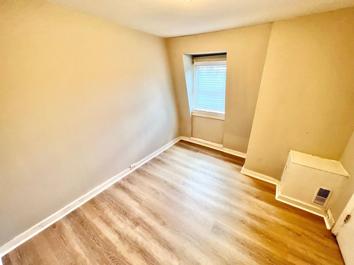 Apartment for rent at 14 Walnut St, Brockton, MA 02301