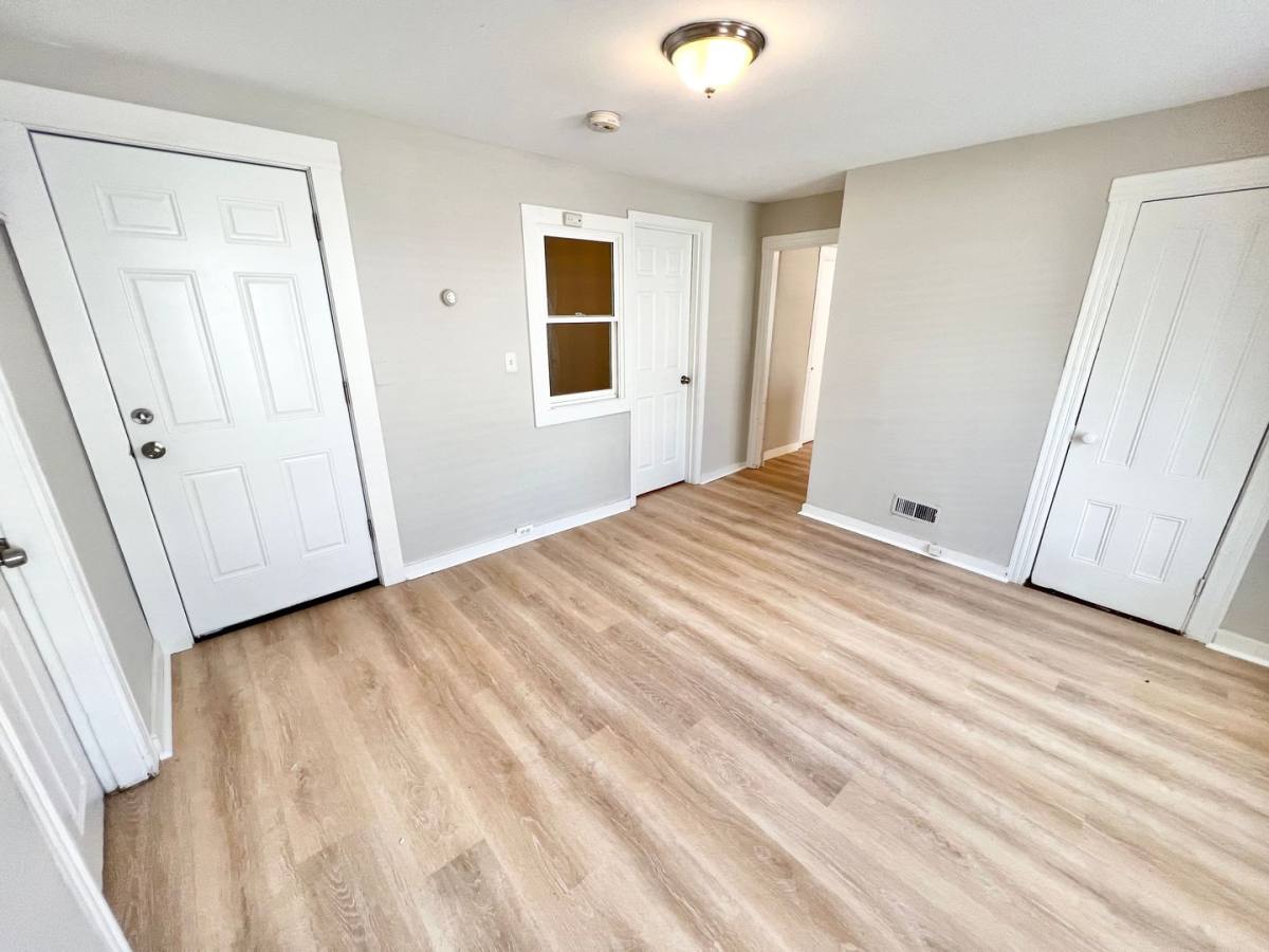 Apartment for rent at 14 Walnut St, Brockton, MA 02301