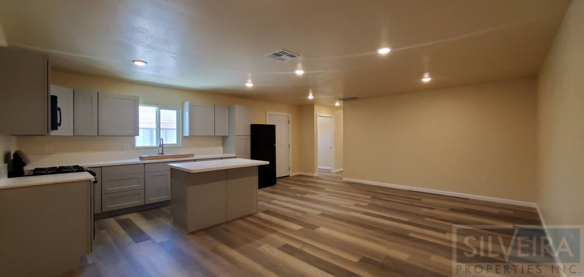 Apartment for rent at 1390 Yale Place, Santa Maria, CA 93458