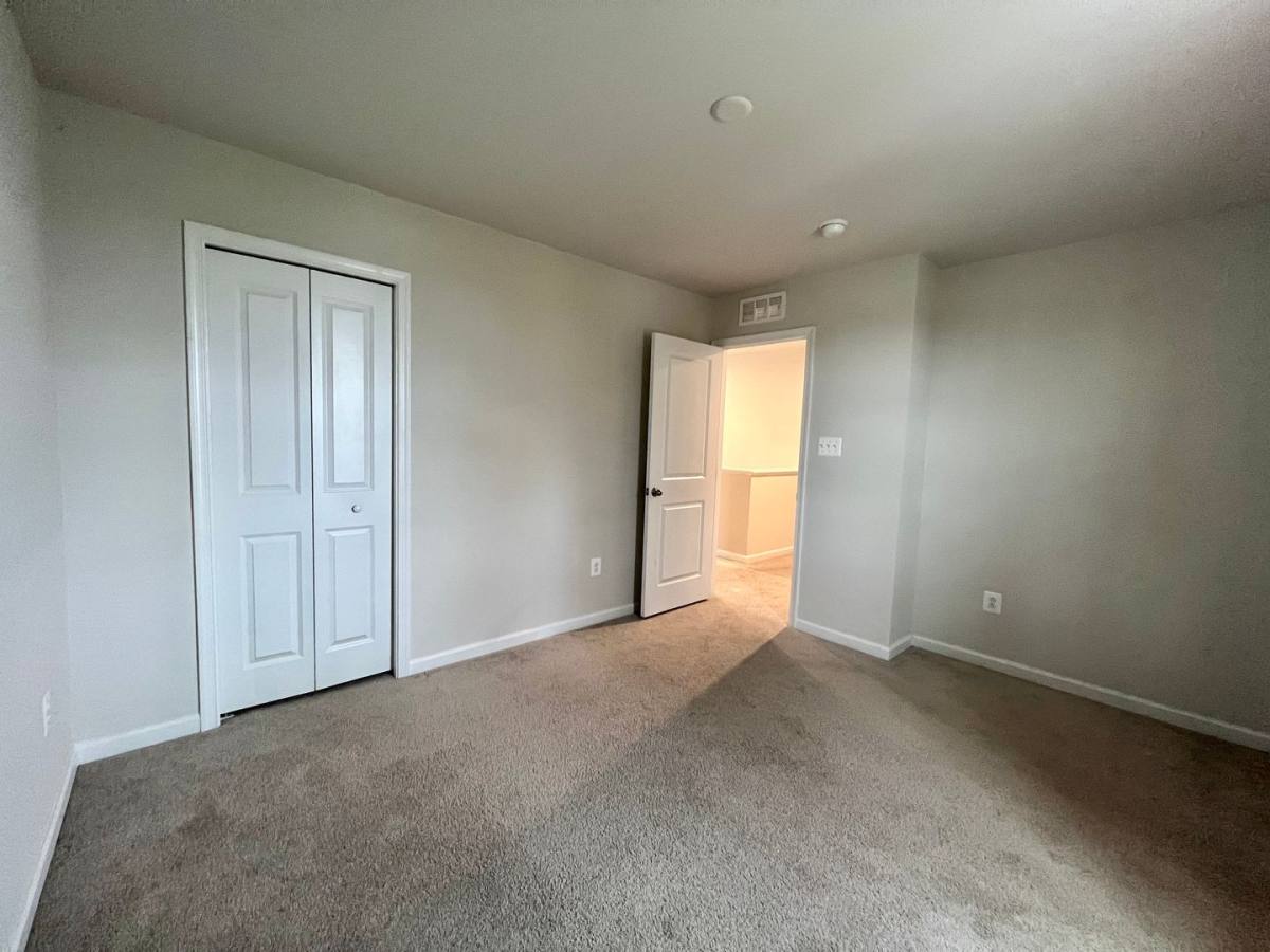House for rent at 255 Severna Parkway, Martinsburg, WV 25403