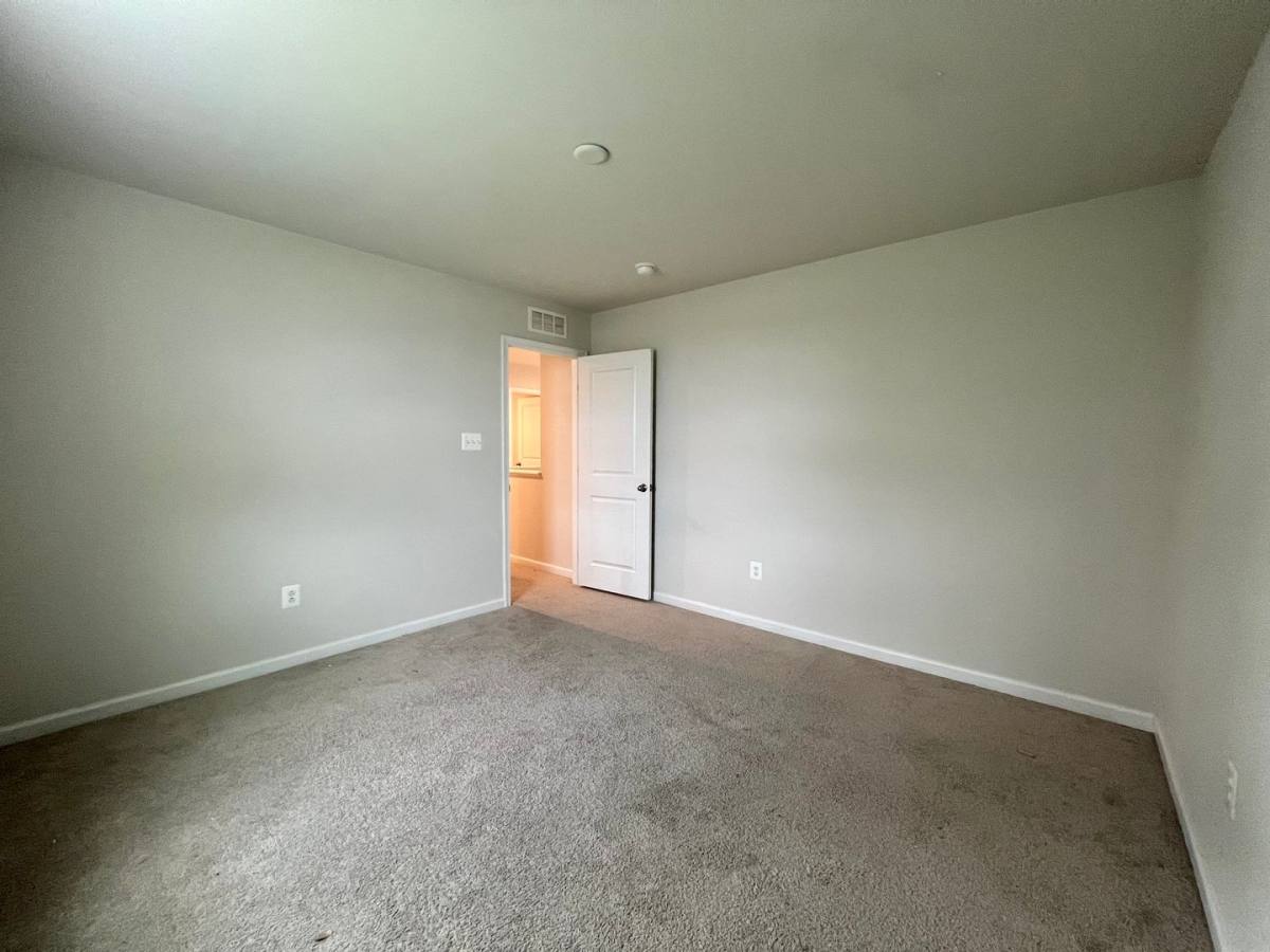 House for rent at 255 Severna Parkway, Martinsburg, WV 25403