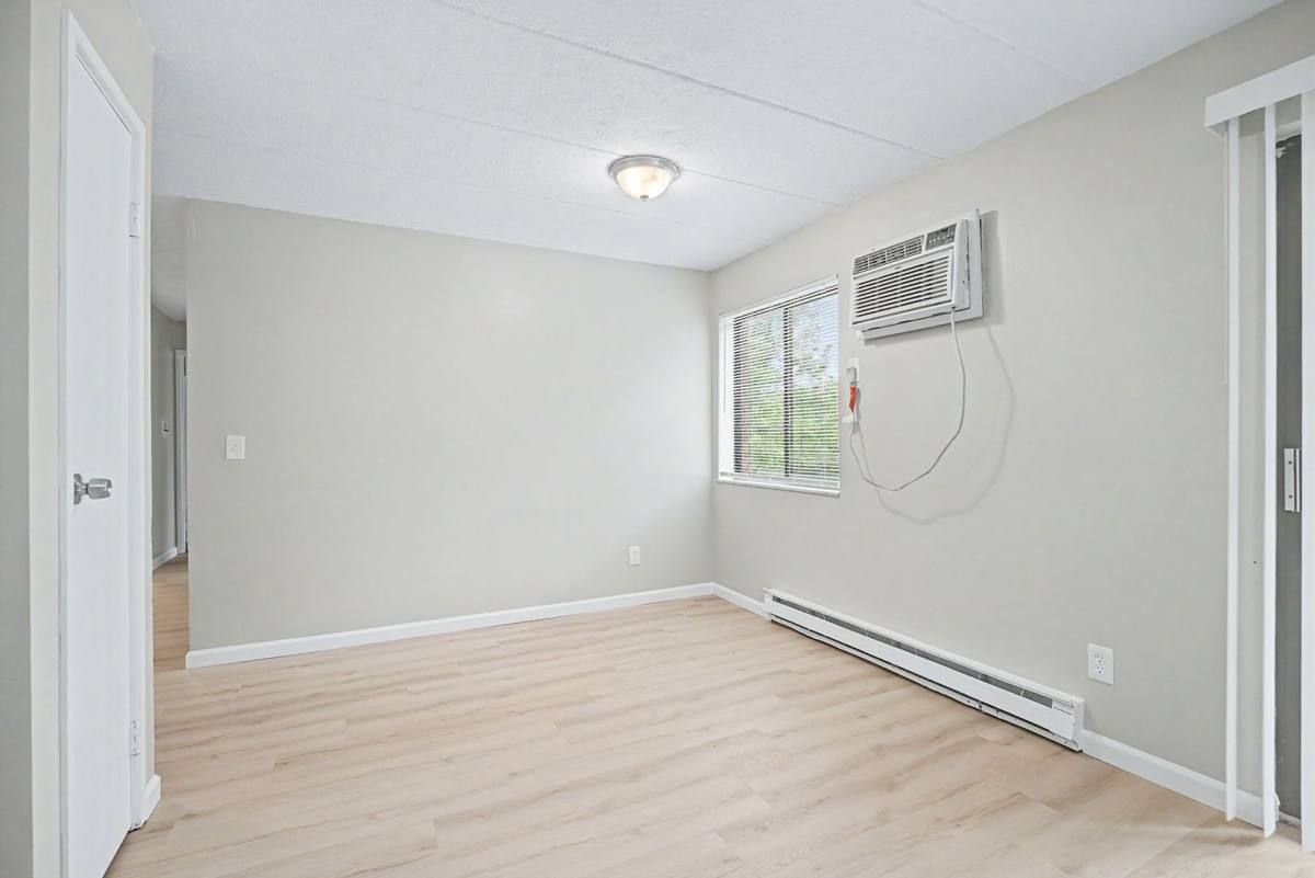 Apartment for rent at 2350 W Galbraith Rd, Cincinnati, OH 45239