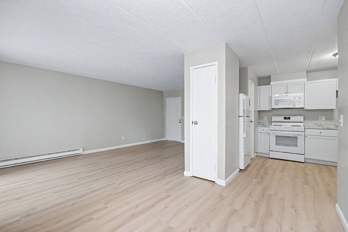 Apartment for rent at 2350 W Galbraith Rd, Cincinnati, OH 45239