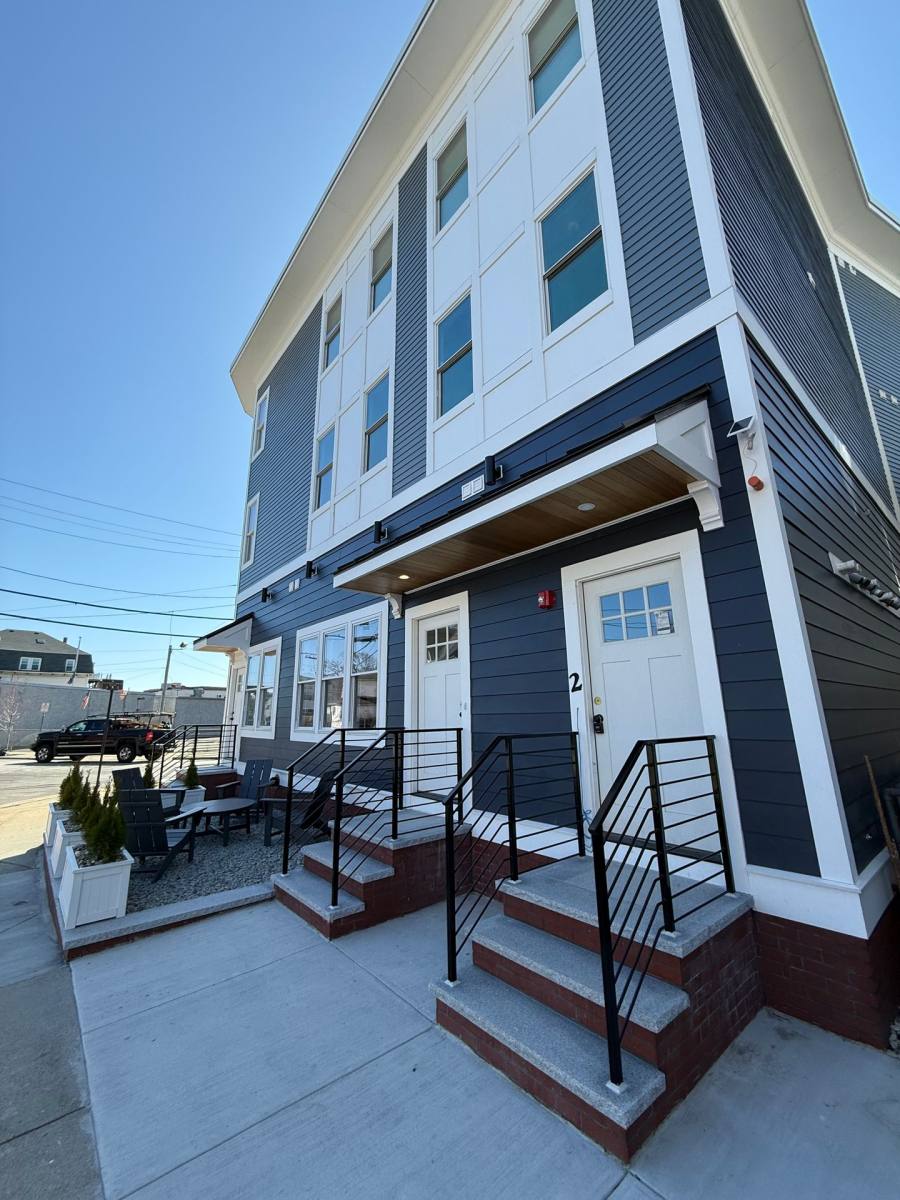 Apartment for rent at 2 Beach Rd, Winthrop, MA 02152