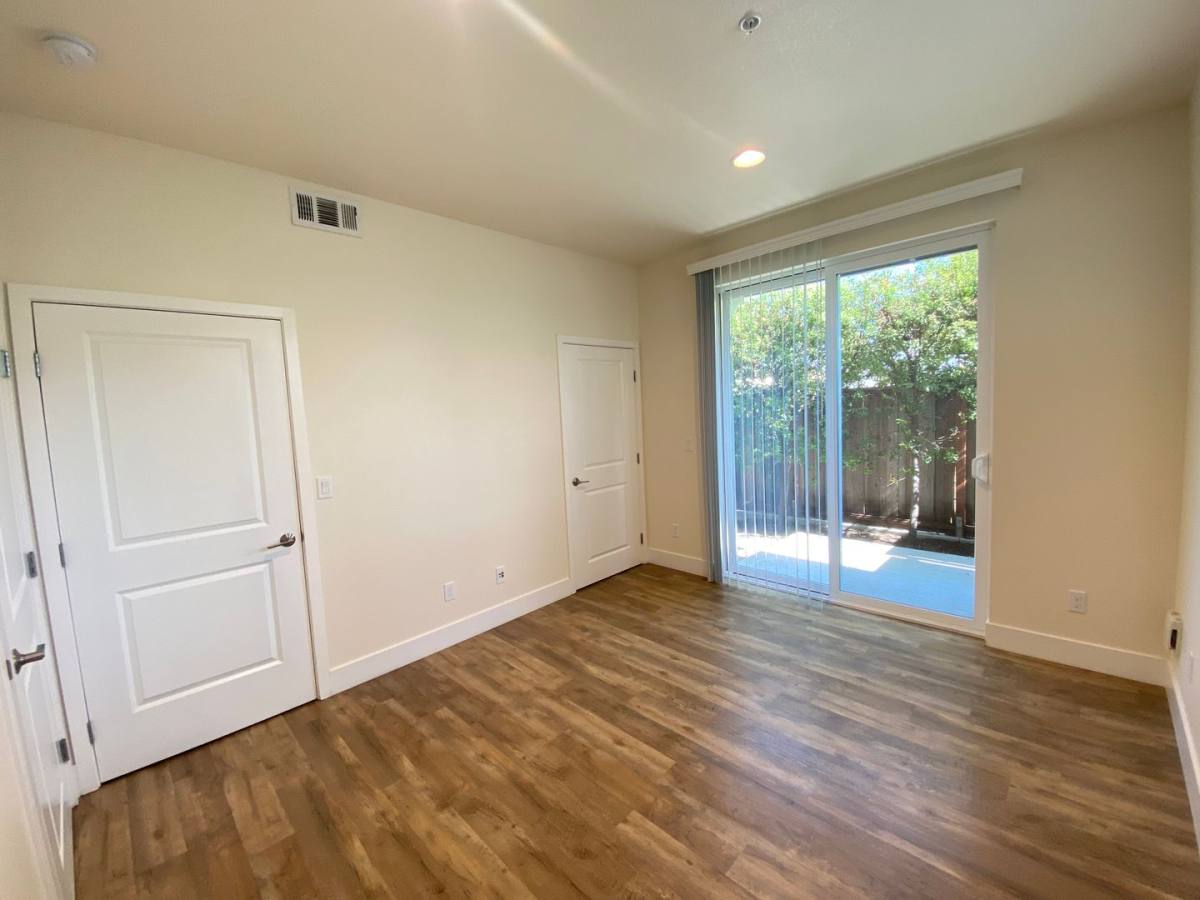 Townhouse for rent at 103 Jacobs Lane, Santa Cruz, CA 95062