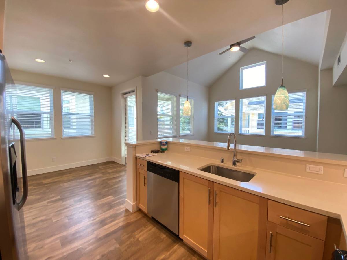 Townhouse for rent at 103 Jacobs Lane, Santa Cruz, CA 95062