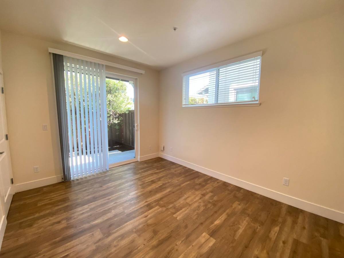Townhouse for rent at 103 Jacobs Lane, Santa Cruz, CA 95062