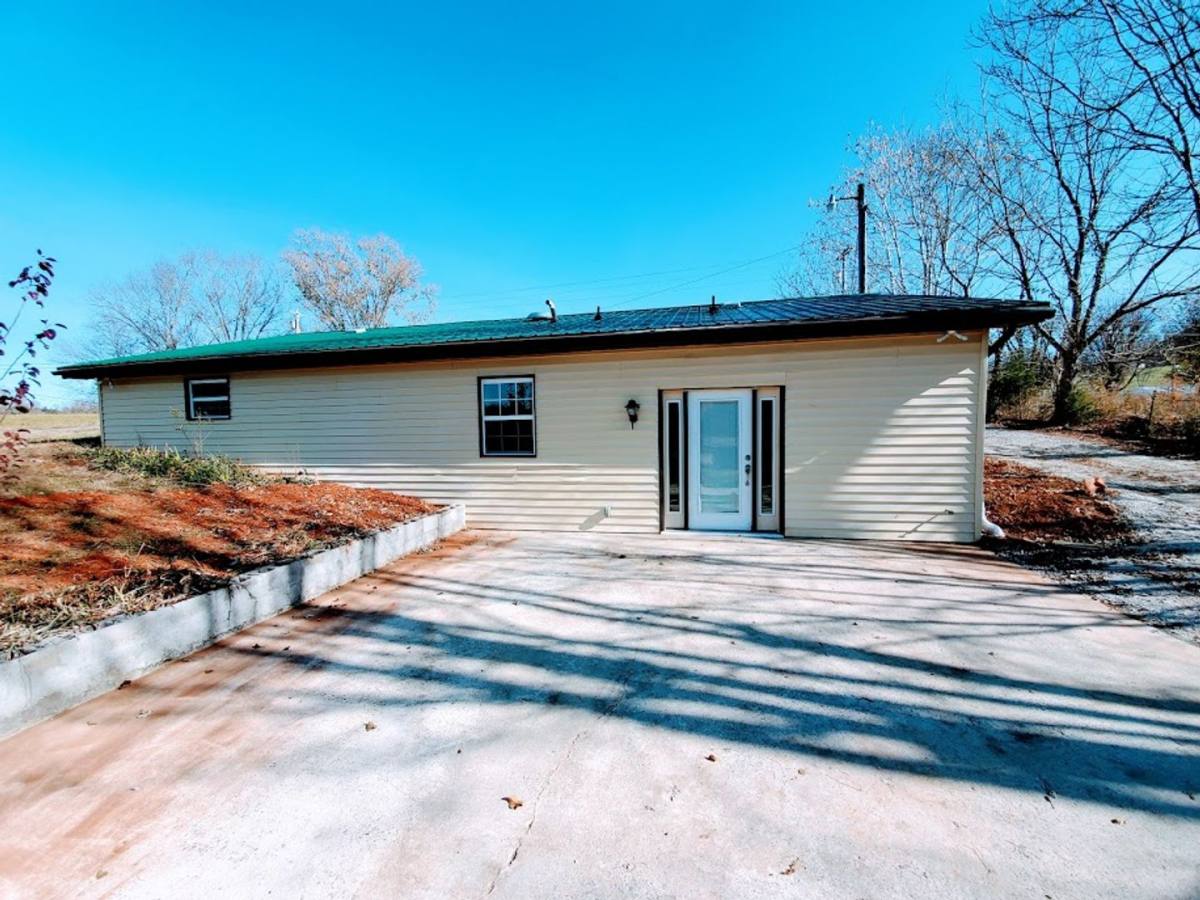 House for rent at 3990 Seven Springs Rd, Cookeville, TN 38506