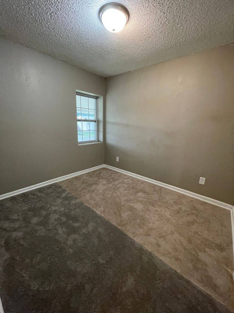 Apartment for rent at 516 E 12th Ave, Emporia, KS 66801