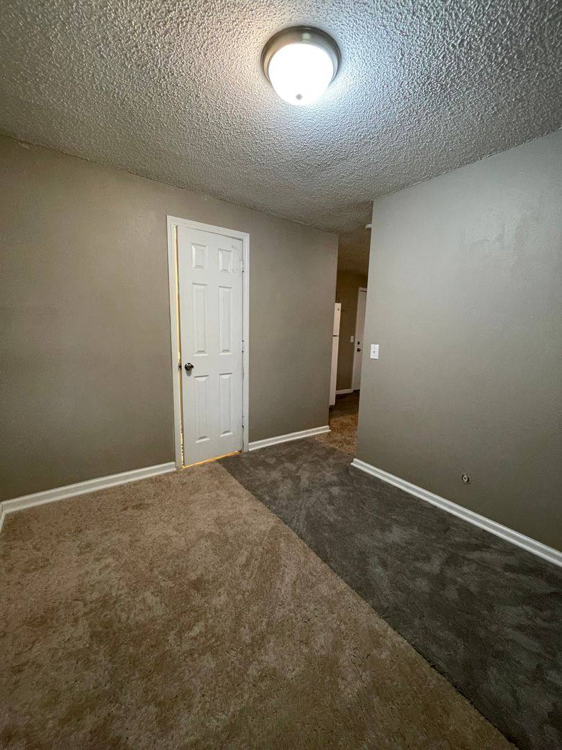 Apartment for rent at 516 E 12th Ave, Emporia, KS 66801