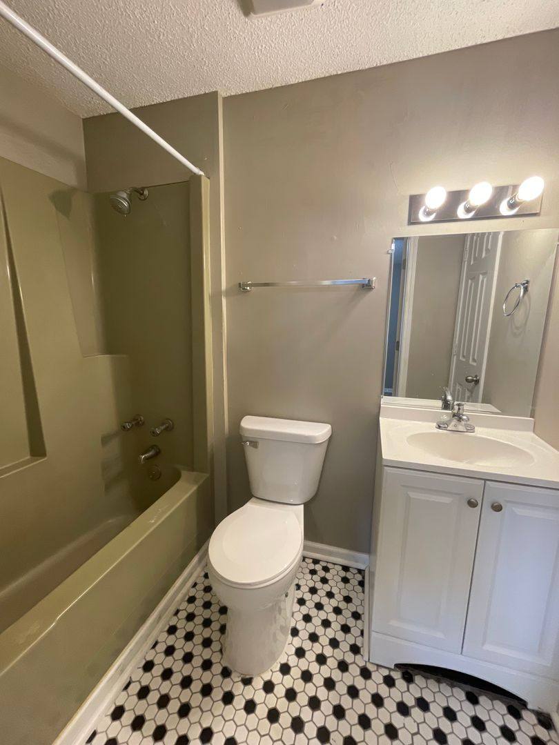 Apartment for rent at 516 E 12th Ave, Emporia, KS 66801