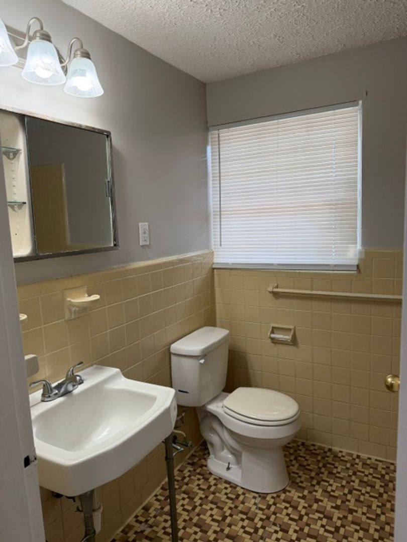 House for rent at 2019 N Flintlock Dr, Albany, GA 31705