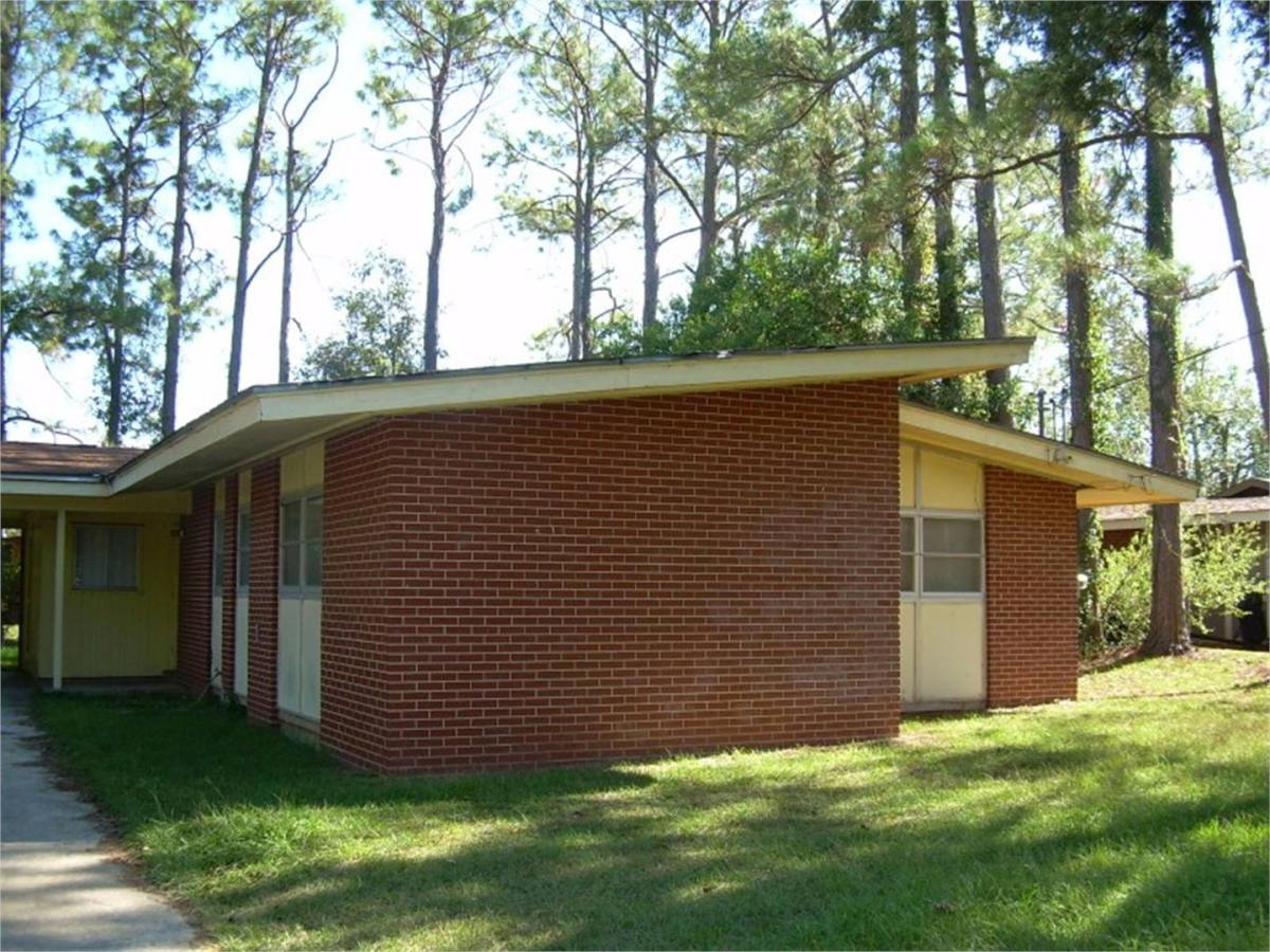 House for rent at 2019 N Flintlock Dr, Albany, GA 31705