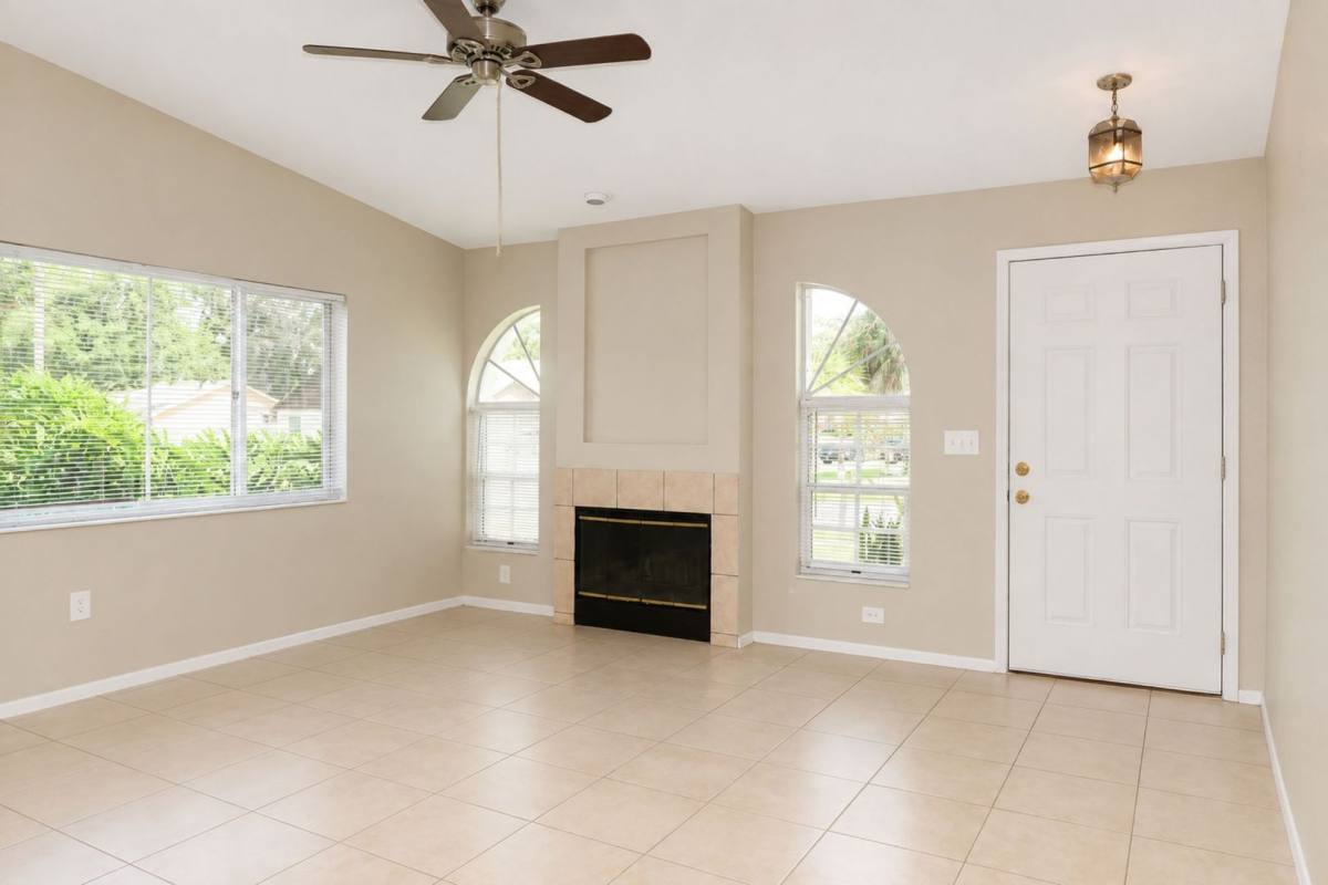 House for rent at 4631 W Eastwind Dr, Plant City, FL 33566