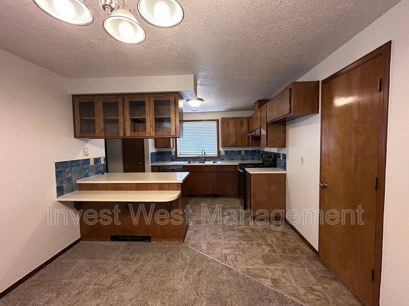 House for rent at 1904 SE Blairmont Dr, Vancouver, WA 98683