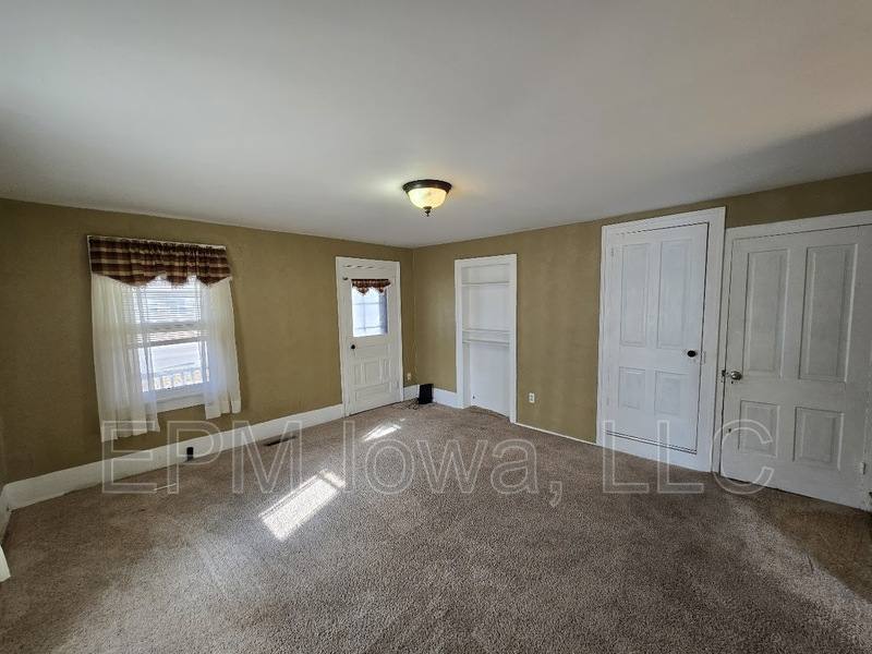 House for rent at 514 3rd Ave SE, Independence, IA 50644