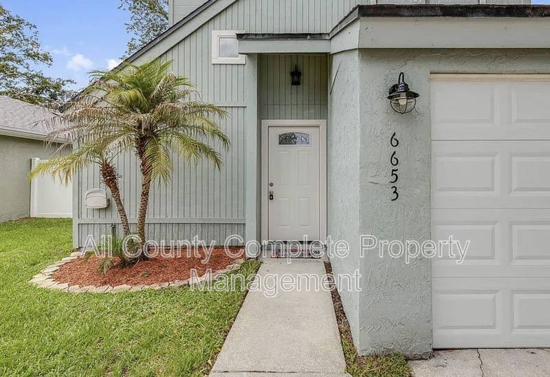 House for rent at 6653 Periwinkle Dr, Jacksonville, FL 32244