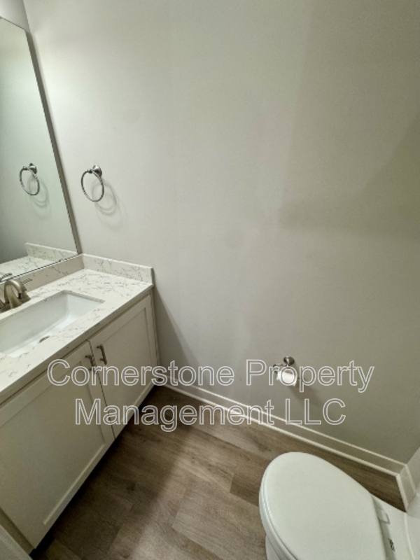 Townhouse for rent at 8671 Golden Lane - D, De Soto, KS 66018