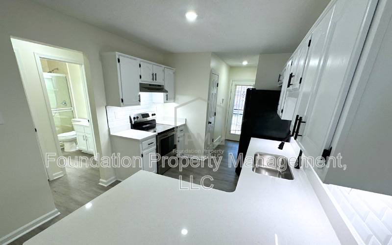 House for rent at 1818 Winship Dr, Cordova, TN 38016