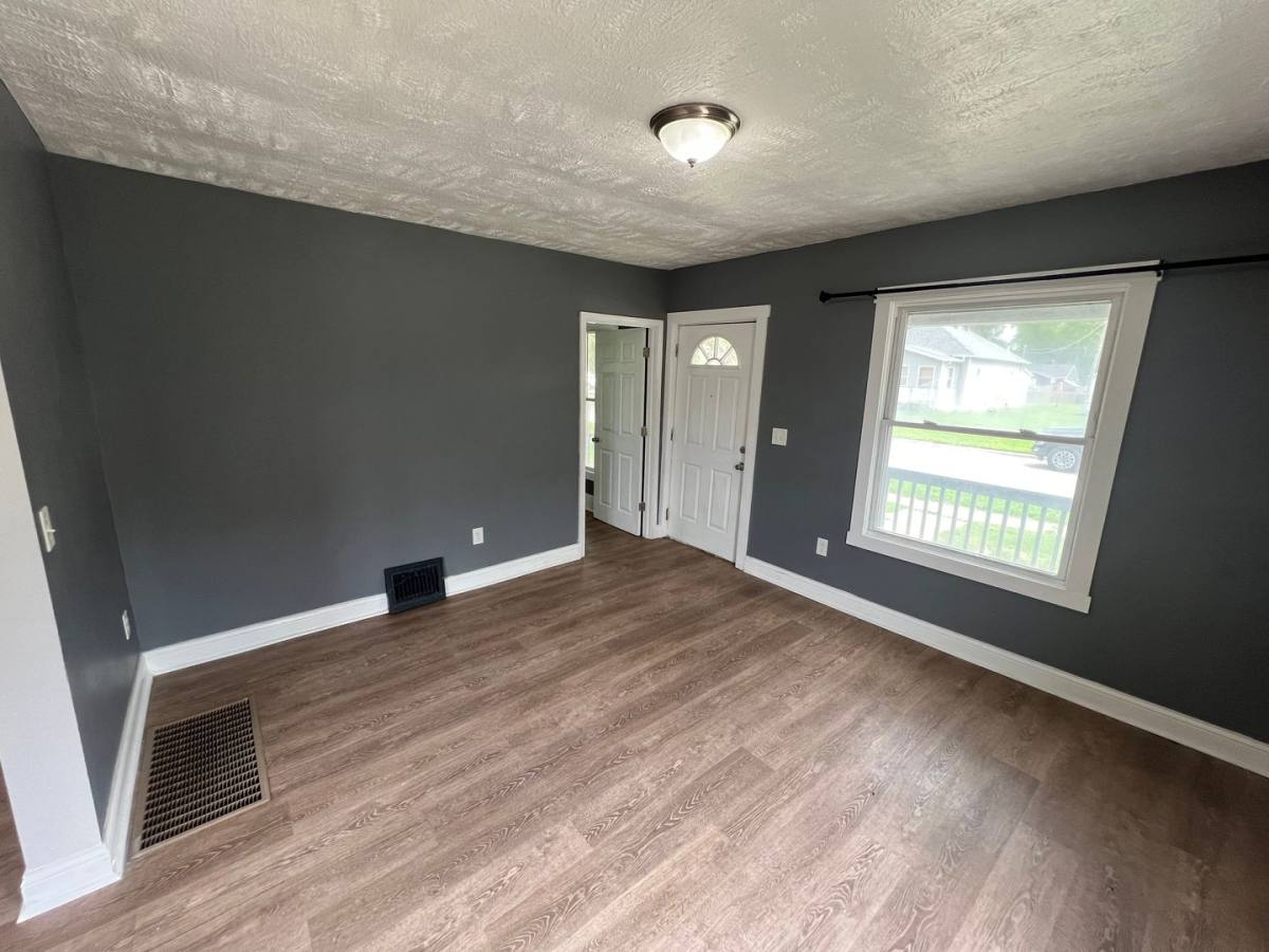 House for rent at 2538 4th Ave, Council Bluffs, IA 51501