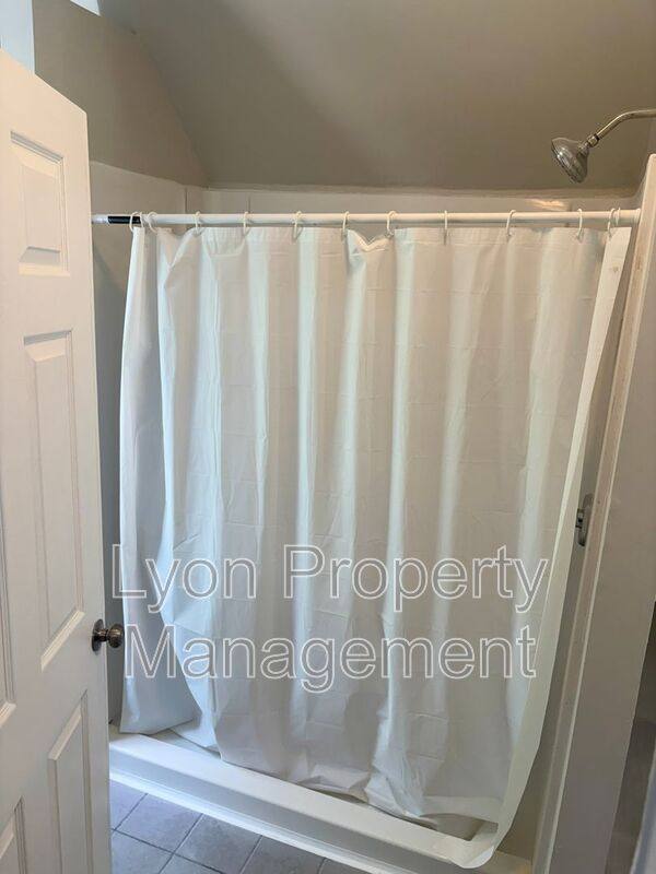 Apartment for rent at 1225-1227 Warren Ave #3, Brockton, MA 02301