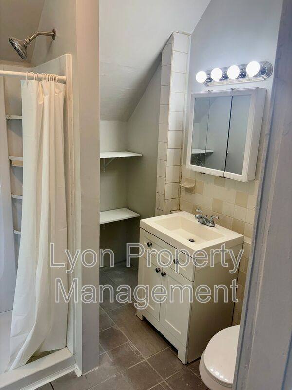 Apartment for rent at 1225-1227 Warren Ave #3, Brockton, MA 02301