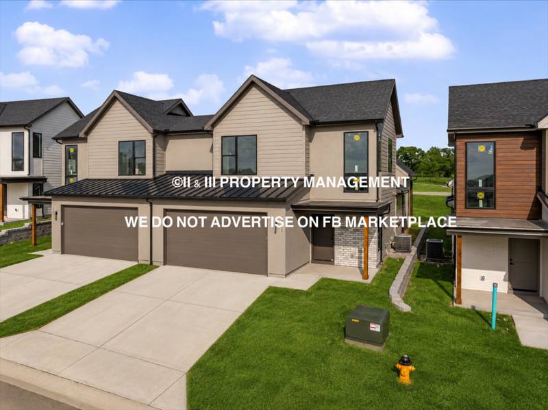 House for rent at 9581 Jupiter St, Lenexa, KS 66219