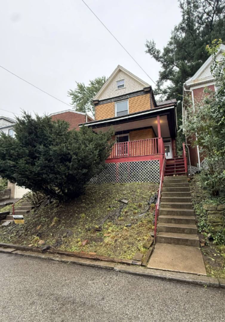 House for rent at 7656 Highland Ave, Pittsburgh, PA 15218